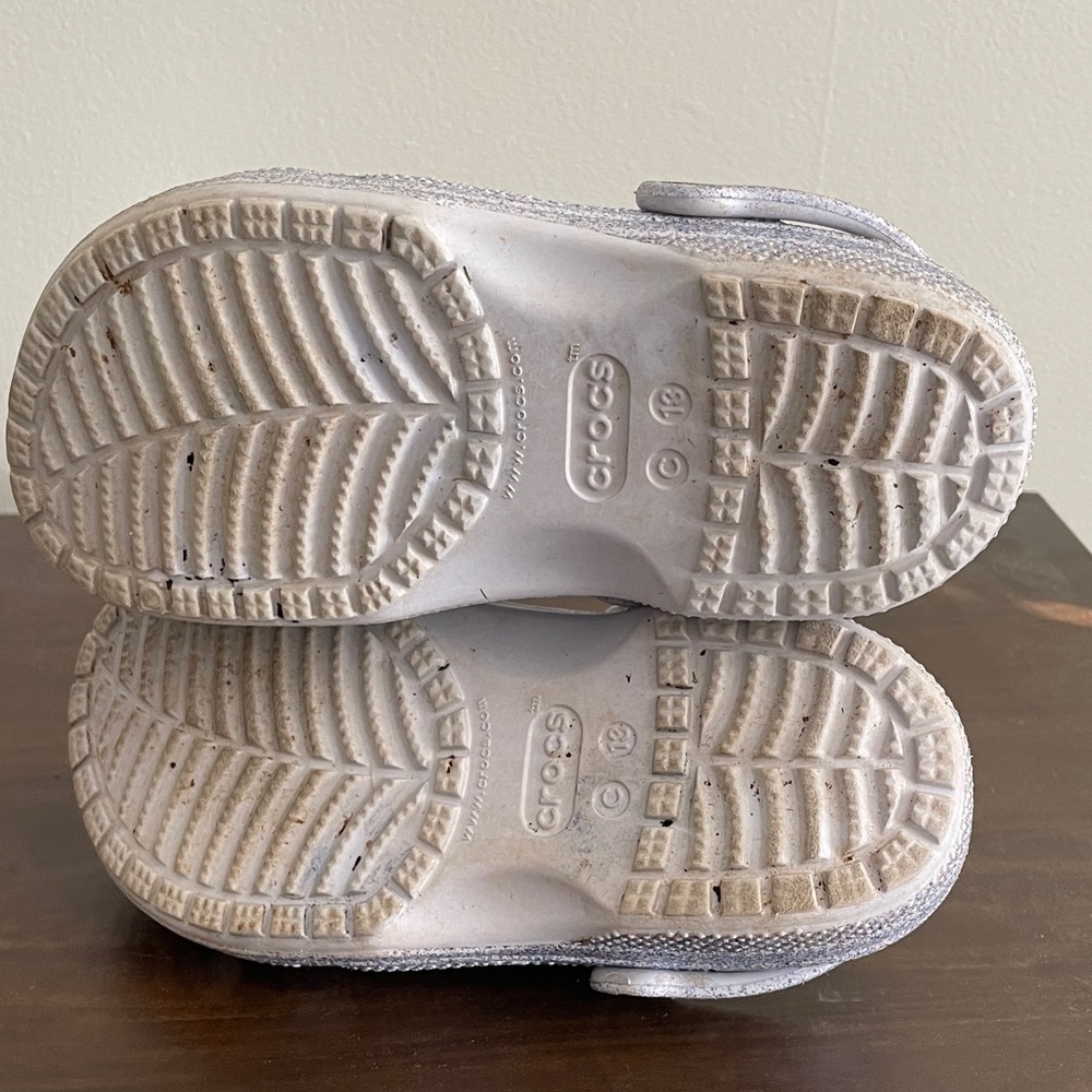 CROCS Kids Bluish Silver Glitter Shoes (size 13) - Picture 9 of 9